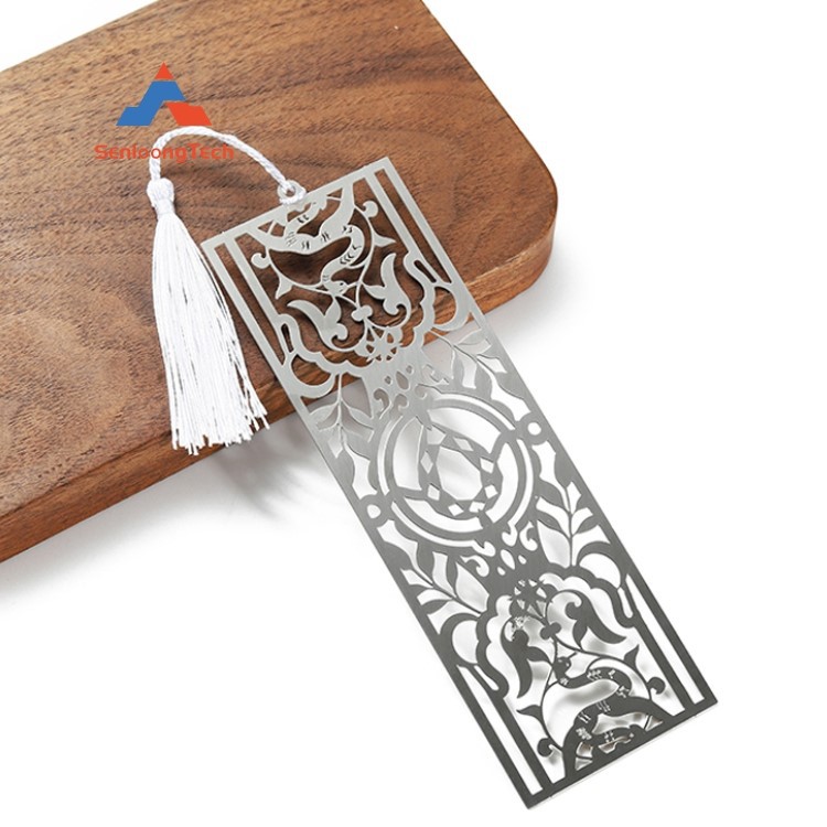 Metal bookmarks 2 Metal bookmarks 2